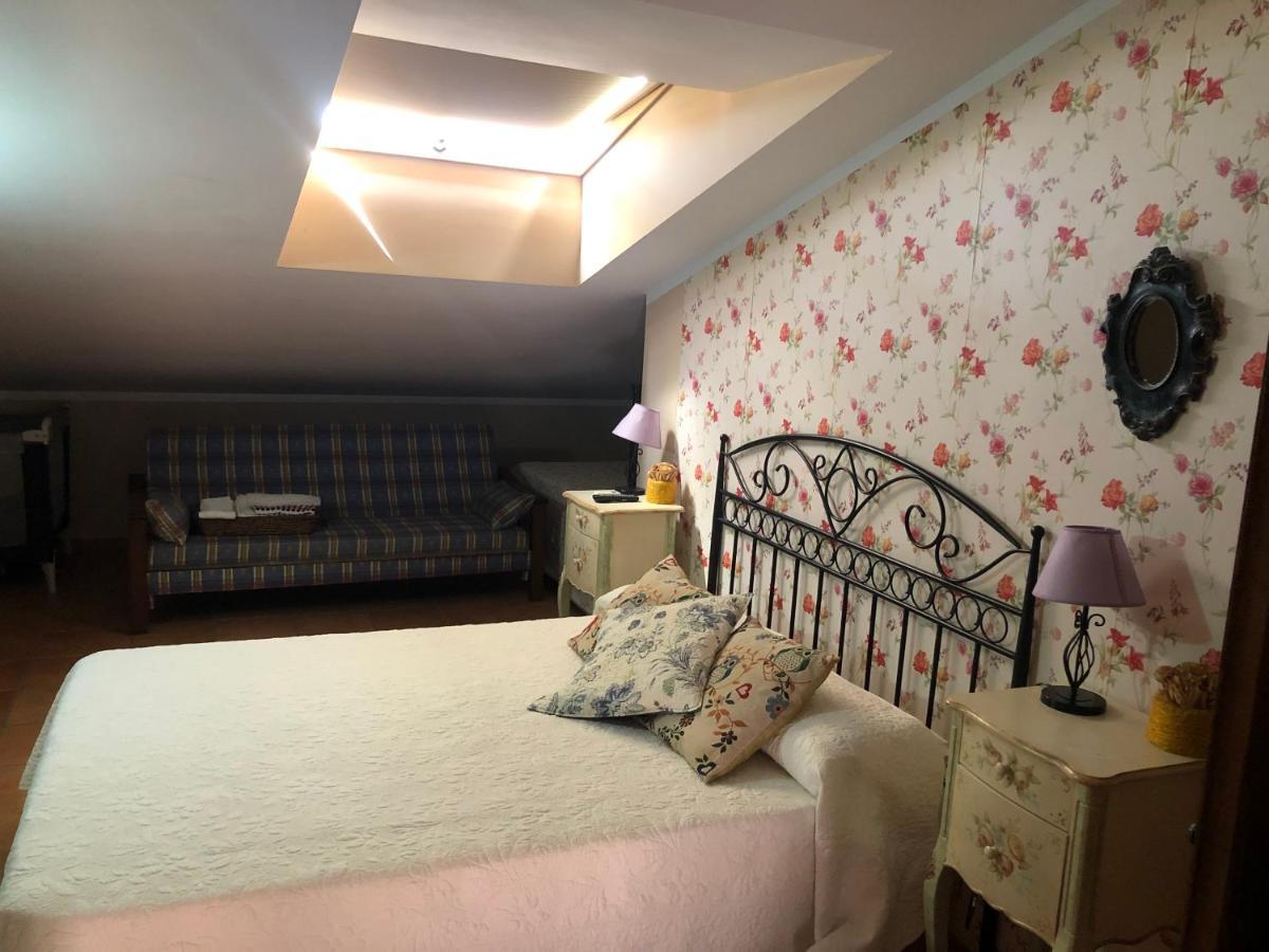 Hostal La Caballeriza Malpartida de Cáceres Esterno foto